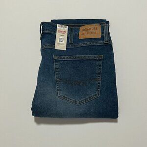 Signature by Levi Strauss Jeans NWT Slim Leg Stretch Medium Wash Mens size 38x32